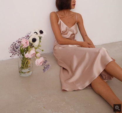 V-Neck Spaghetti Strap Dress - Sleek Elegance for Summer Occasions