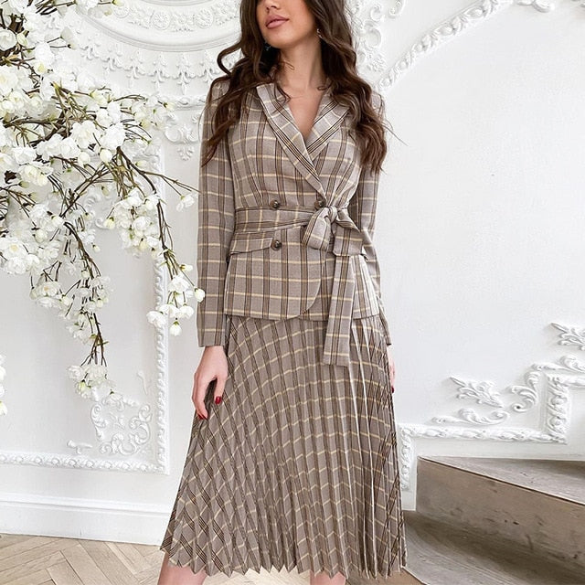 Plaid Blazer Dress - Modern Elegance for the Professional Woman