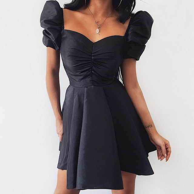 Elegant Black Fit & Flare Dress - Winter's Timeless Sophistication