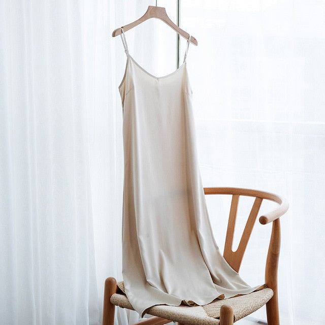 Satin Long Dress - Luxurious Comfort in Inclusive Sizes S-4XL