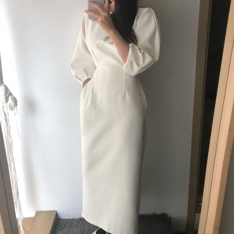 Elegant Office Midi Dress - Stylish Comfort for the Modern Professional