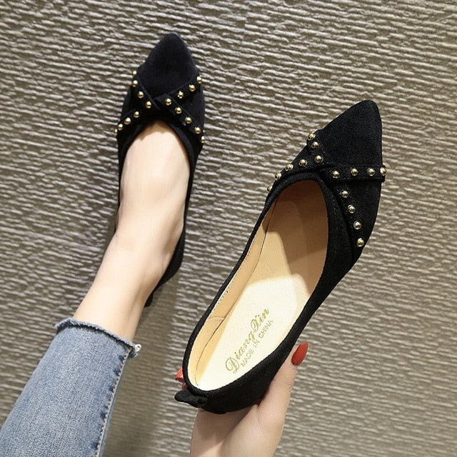 Vangull Rivet Flats - Elegant & Sustainable Comfort for Stylish Women