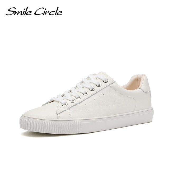 Eco-Friendly Women's Sneakers - Elegant Sustainable Comfort