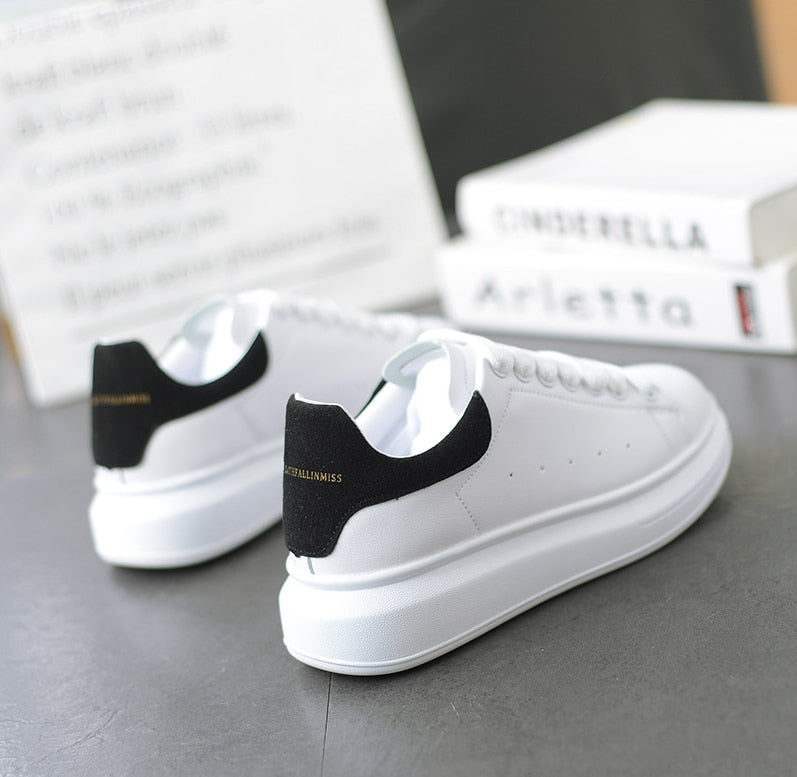 Hot Men's White Sneakers Women's Fashion Vulcanize Shoes size 36-44 High quality HIP HOP Shoes Platform Lace-up running Shoe