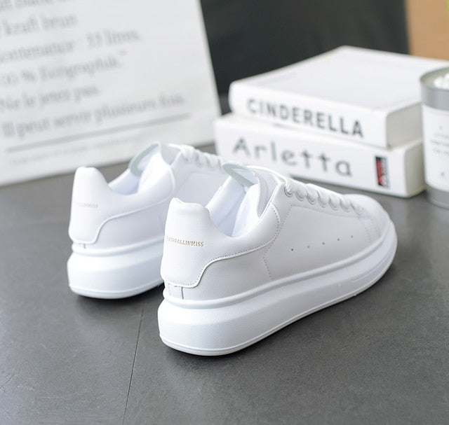 Eco-Chic Sneakers - Sustainable Style for Trendsetters