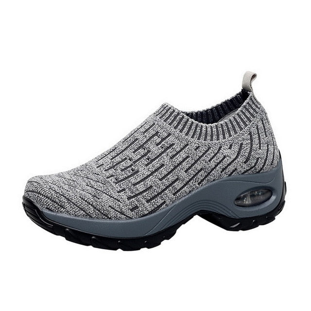 MoneRffi Easy-On Mesh Sneakers - Comfort & Versatility for Busy Lives