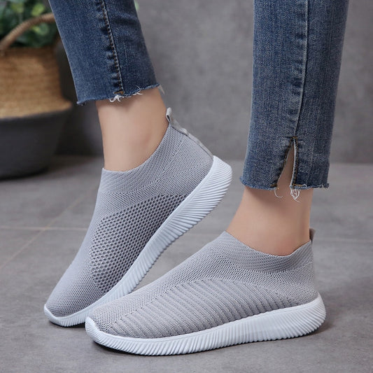 Women's Mesh Platform Sneakers - Effortless Style & Breathability