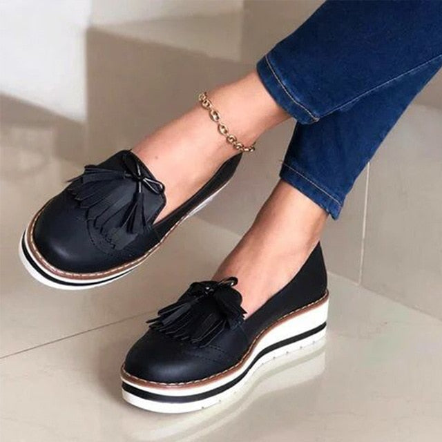 KHTAA Women's Tassel Bowtie Loafers - Chic & Comfortable Flats